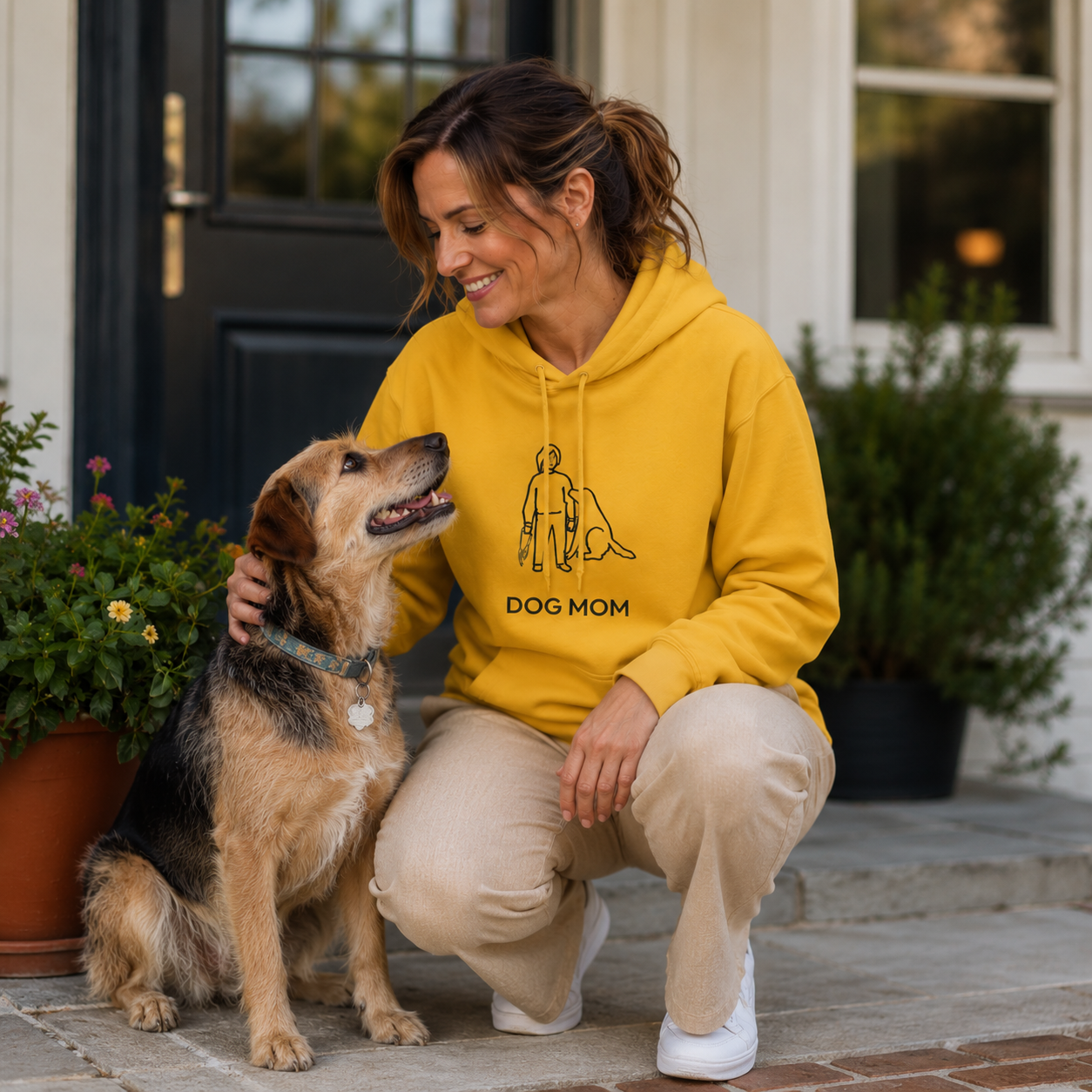 Dog Mom | Softstyle Fleece Hoodie